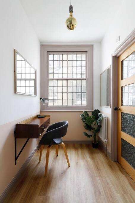 Stunning 2 Bedroom Flat 8Min Walk From The Beach Hove Buitenkant foto