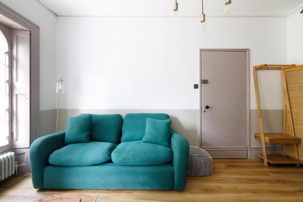Stunning 2 Bedroom Flat 8Min Walk From The Beach Hove Buitenkant foto